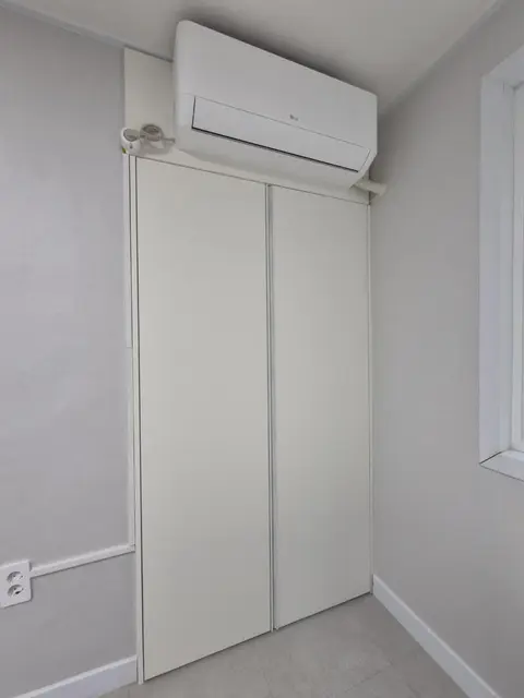 경산 원룸 붙박이장과 벽걸이 에어컨